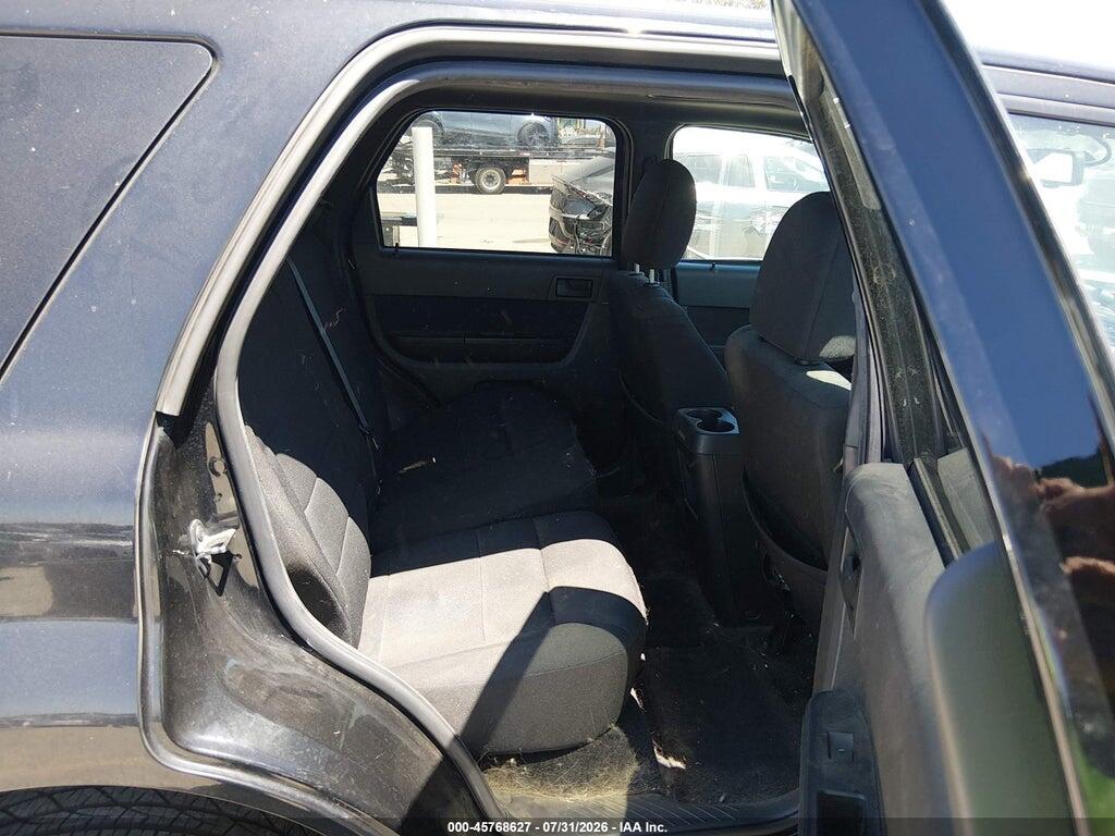 1FMCU0DG4AKB20233 2010 FORD ESCAPE photo no. 8