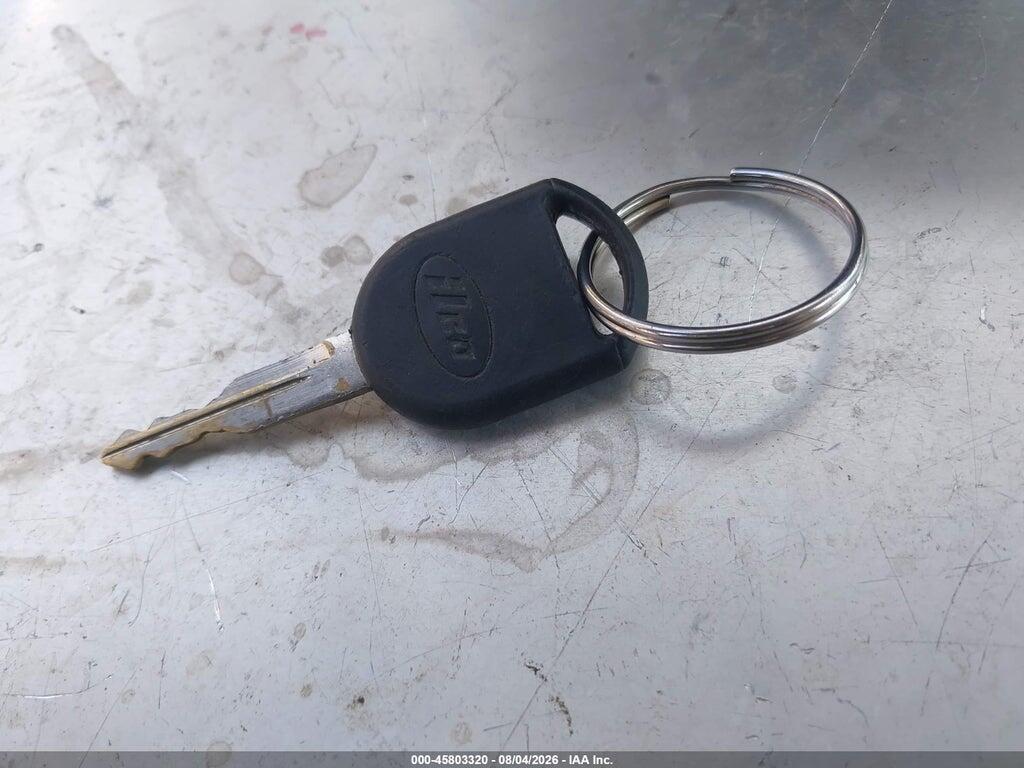 1FTMF1CW1AKB11099 2010 FORD F-150 photo no. 11