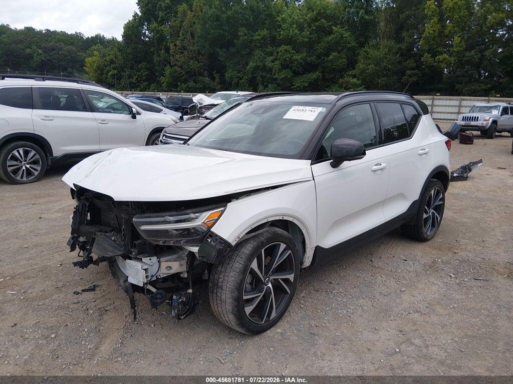 YV4162UM3M2467447 2021 VOLVO XC40 photo no. 2