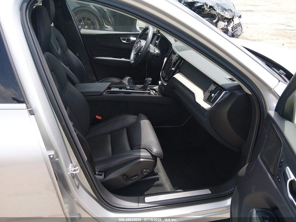 YV4102RL9M1740138 2021 VOLVO XC60 photo no. 5