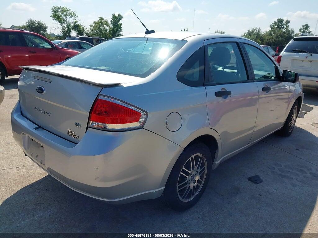 1FAHP3FN3AW231143 2010 FORD FOCUS photo no. 4