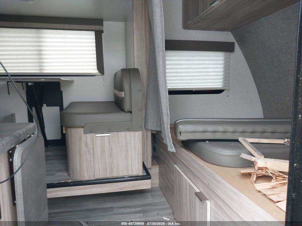 54CTM2J2XM3056691 2021 WINNEBAGO MINNIE MICRO photo no. 5