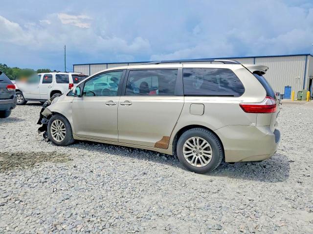 2017 TOYOTA SIENNA XLE 8-PASSENGER — Фото 2 из 13