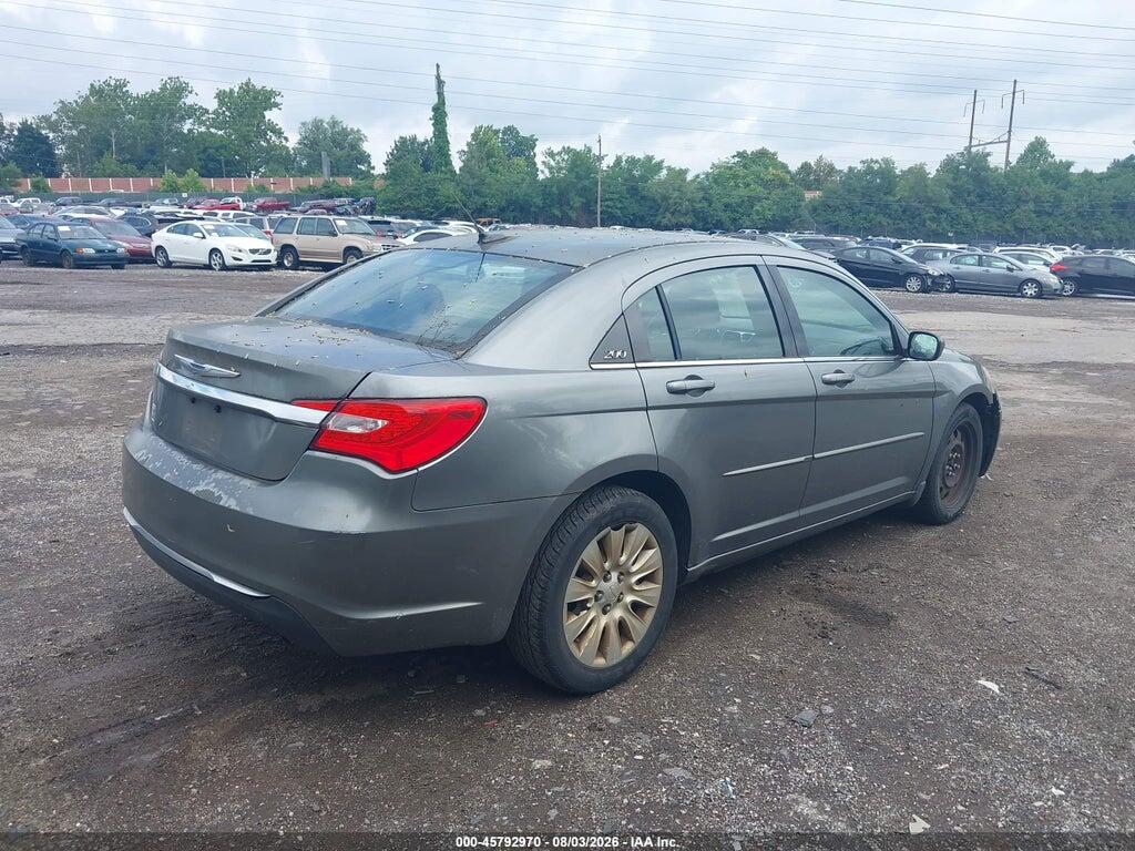1C3CCBAB4CN240776 2012 CHRYSLER 200 photo no. 4