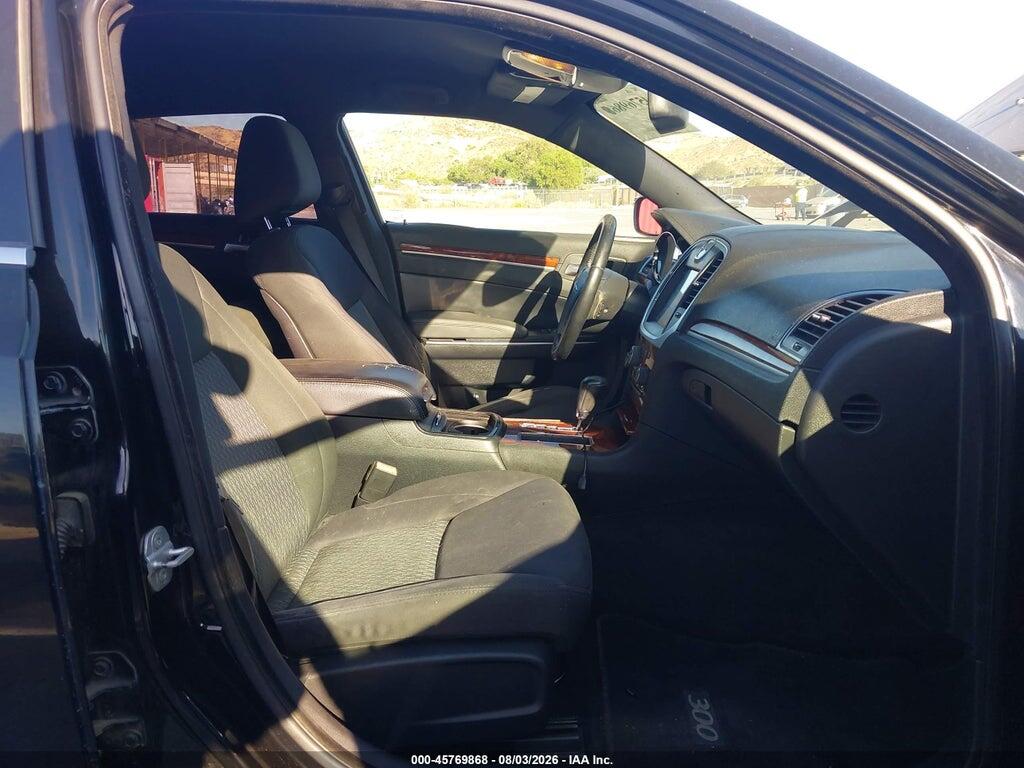 2C3CCAAG2CH225630 2012 CHRYSLER 300 photo no. 5
