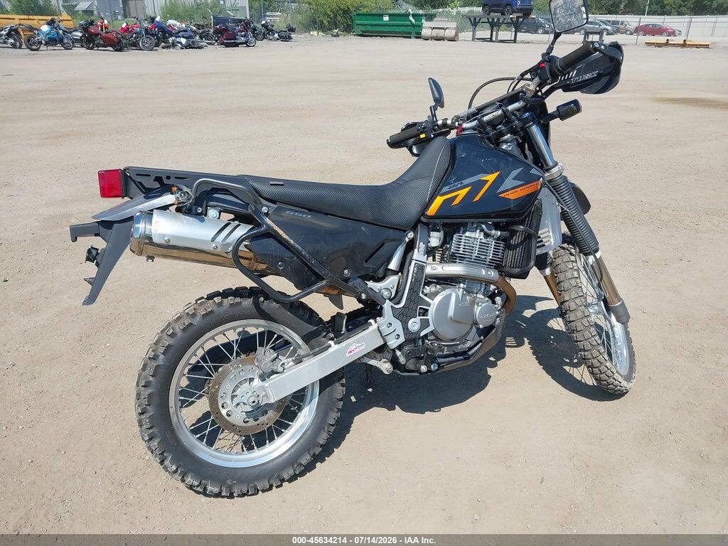 JS1SP46D3P7102474 2023 SUZUKI DR650 photo no. 4