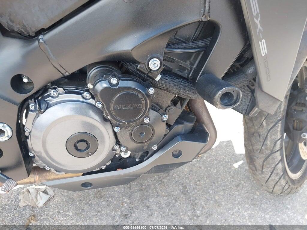 JS1EK11BXP7100088 2023 SUZUKI GSX-S1000 photo no. 8