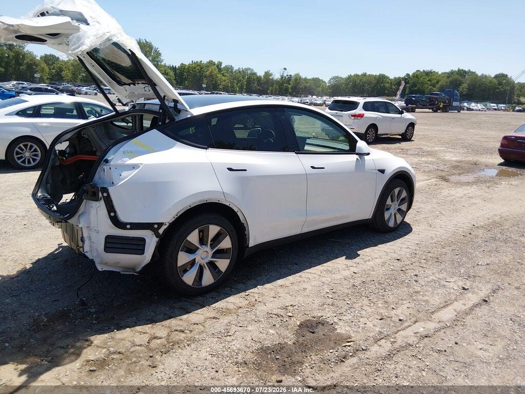 7SAYGAEE5PF703083 2023 TESLA MODEL Y photo no. 4