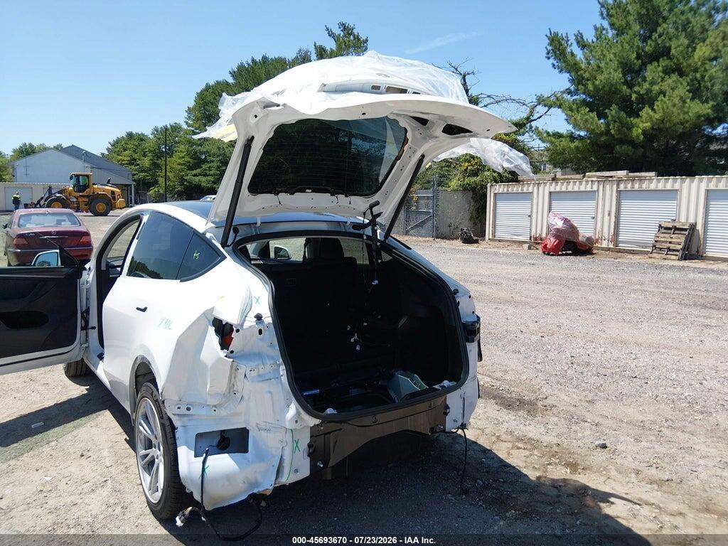 7SAYGAEE5PF703083 2023 TESLA MODEL Y photo no. 6