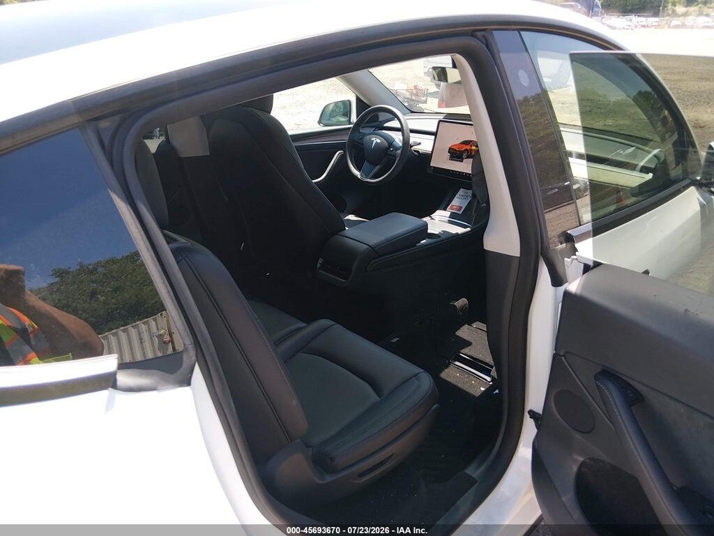 7SAYGAEE5PF703083 2023 TESLA MODEL Y photo no. 8