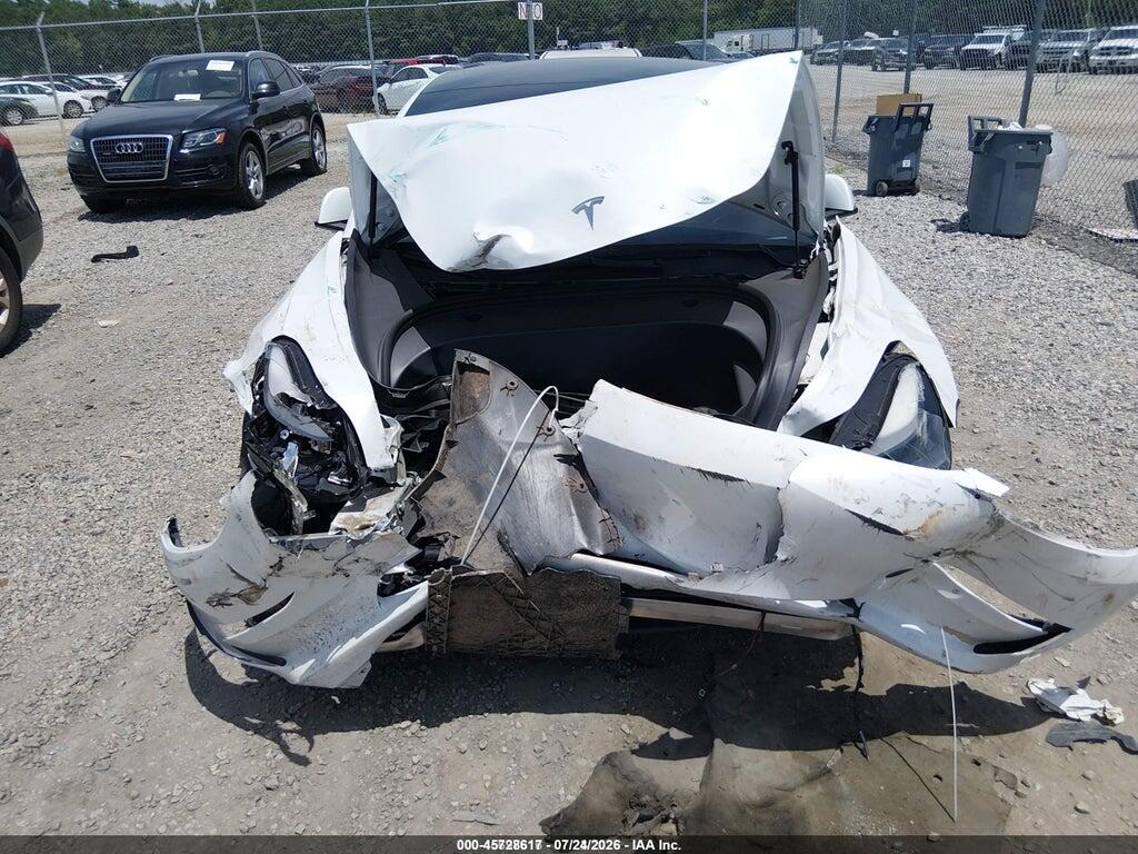 5YJ3E1EA8PF397328 2023 TESLA MODEL 3 photo no. 10