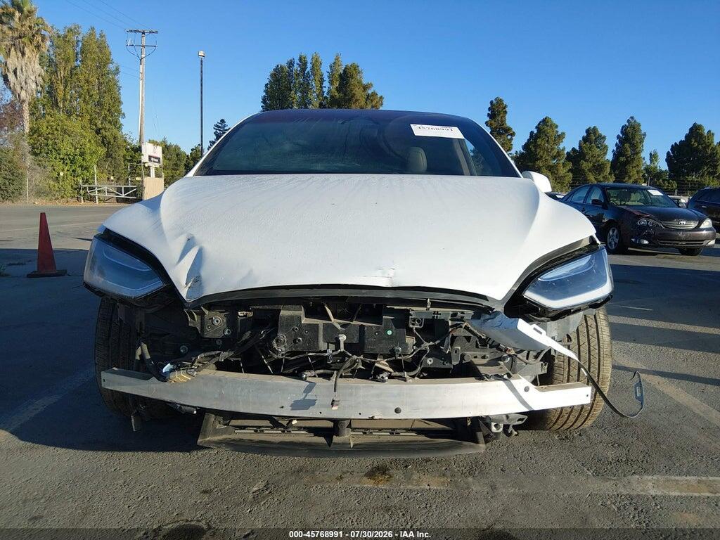 7SAXCBE58PF378863 2023 TESLA MODEL X photo no. 12