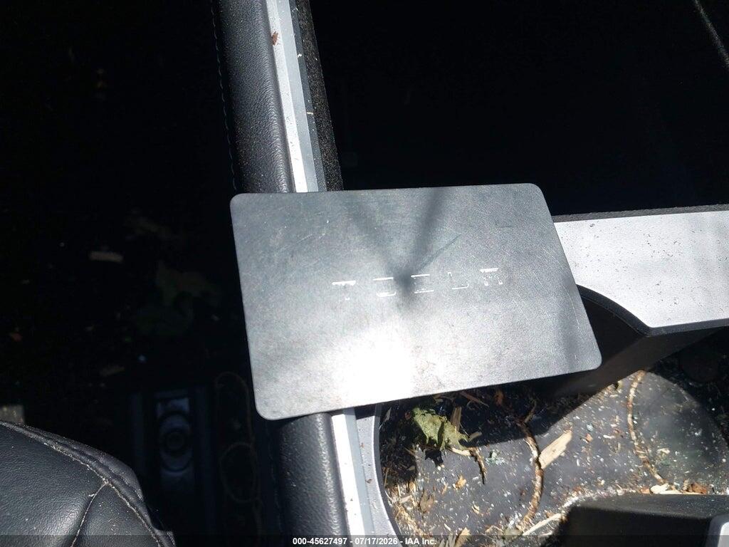 7SAYGDEE9PF796353 2023 TESLA MODEL Y photo no. 11