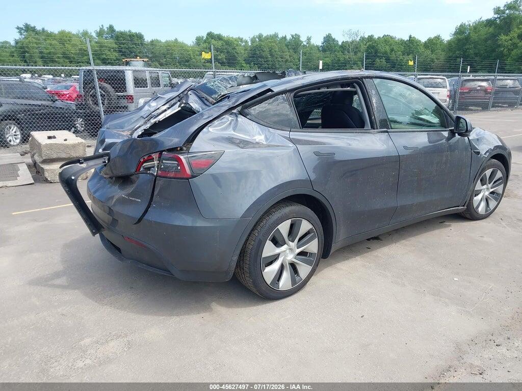 7SAYGDEE9PF796353 2023 TESLA MODEL Y photo no. 4