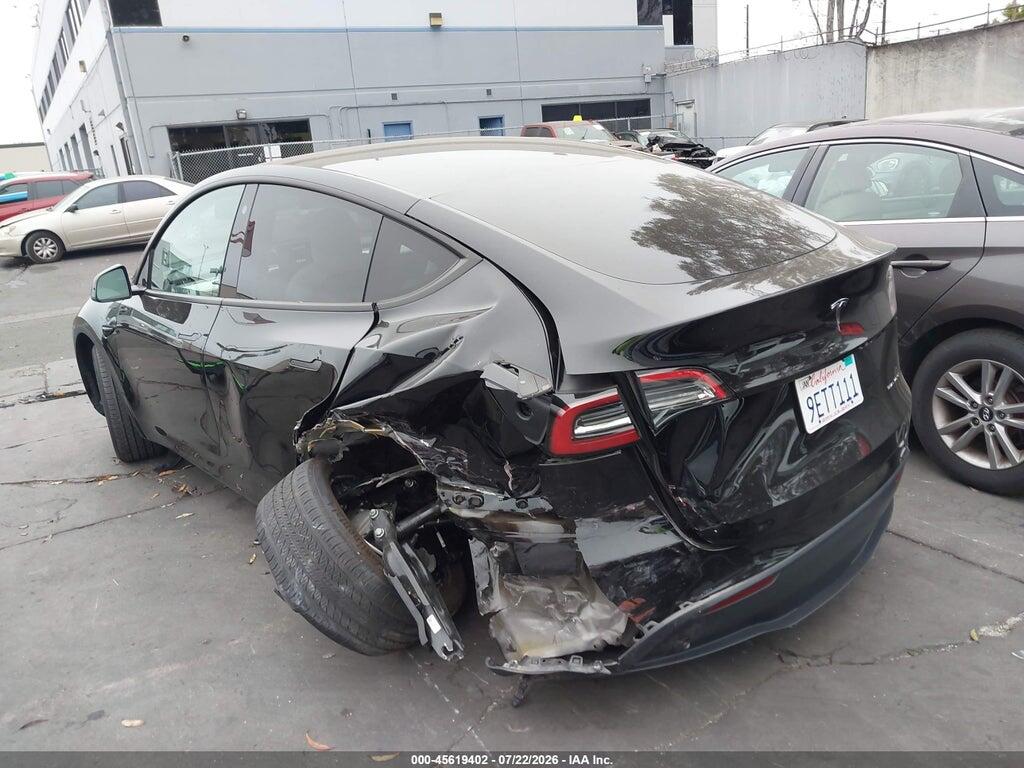 7SAYGAEE2PF646437 2023 TESLA MODEL Y photo no. 3