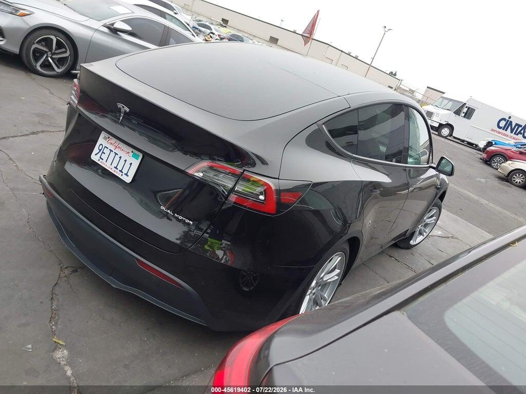 7SAYGAEE2PF646437 2023 TESLA MODEL Y photo no. 4