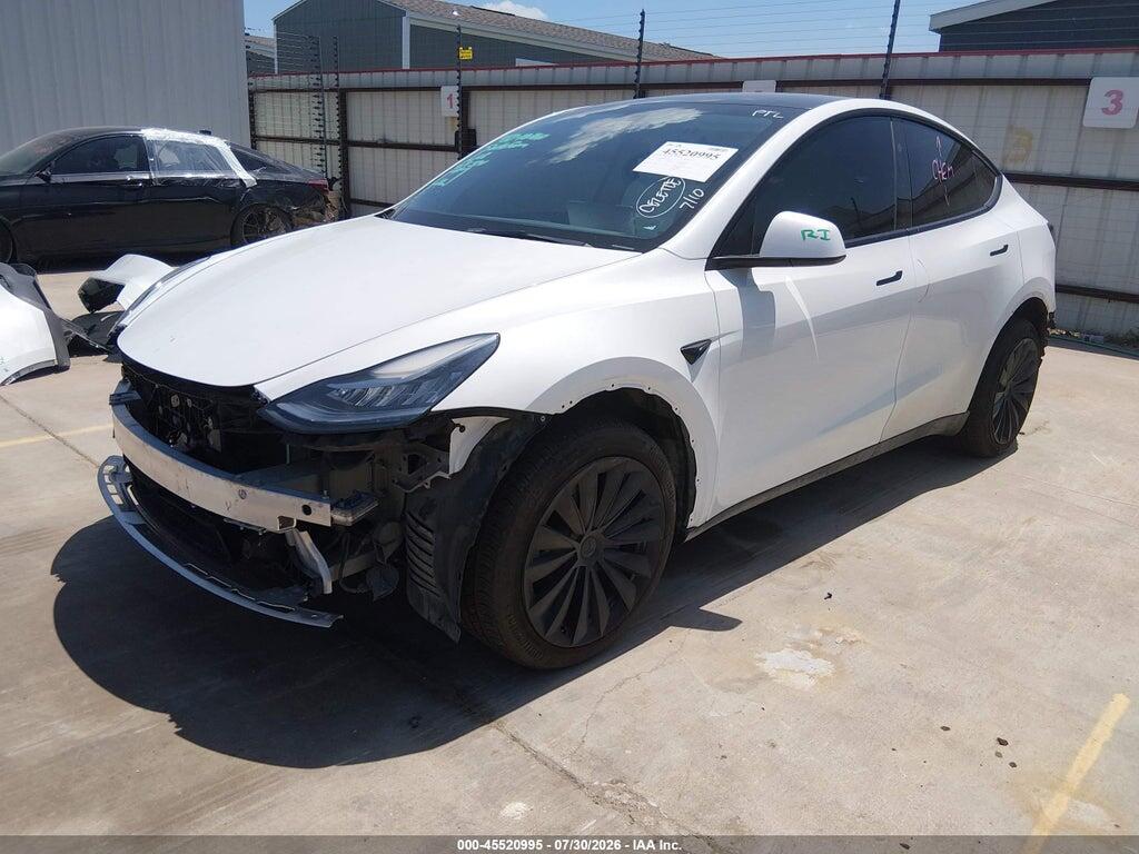 7SAYGDEE8PA147155 2023 TESLA MODEL Y photo no. 2