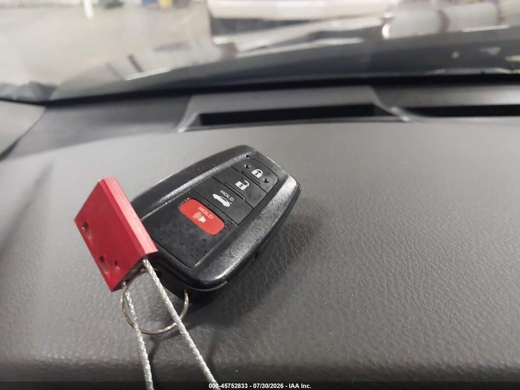 4T1F11BK8PU105590 2023 TOYOTA CAMRY photo no. 11