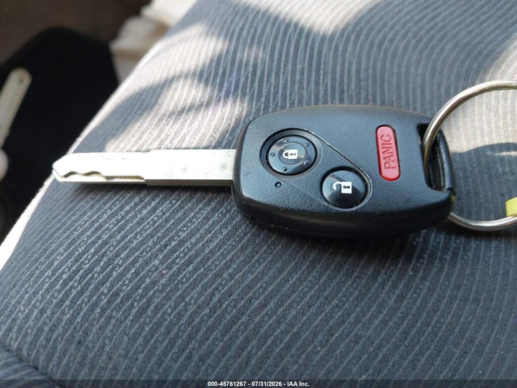 JHMZE2H71AS023958 2010 HONDA INSIGHT photo no. 11