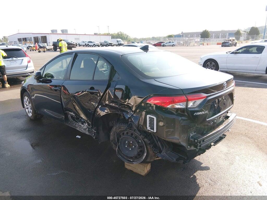 JTDBCMFE7PJ002813 2023 TOYOTA COROLLA photo no. 3