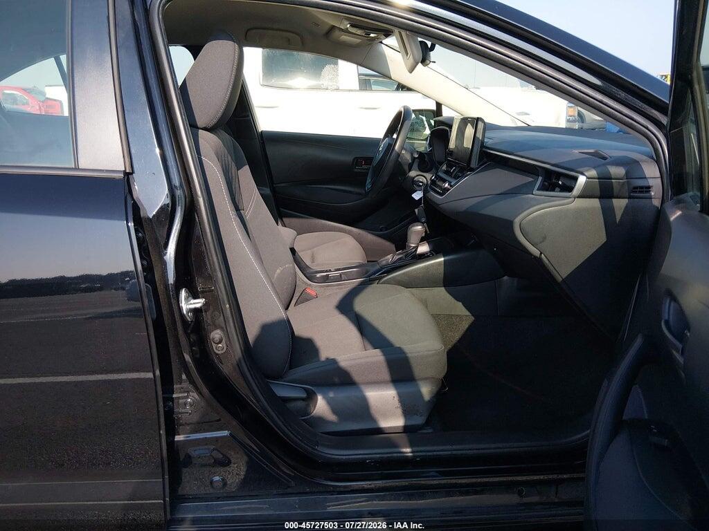 JTDBCMFE7PJ002813 2023 TOYOTA COROLLA photo no. 5