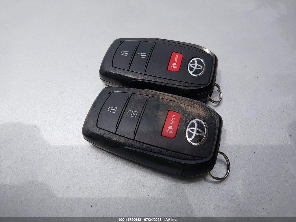 JTND4MBEXP3210423 2023 TOYOTA COROLLA photo no. 11