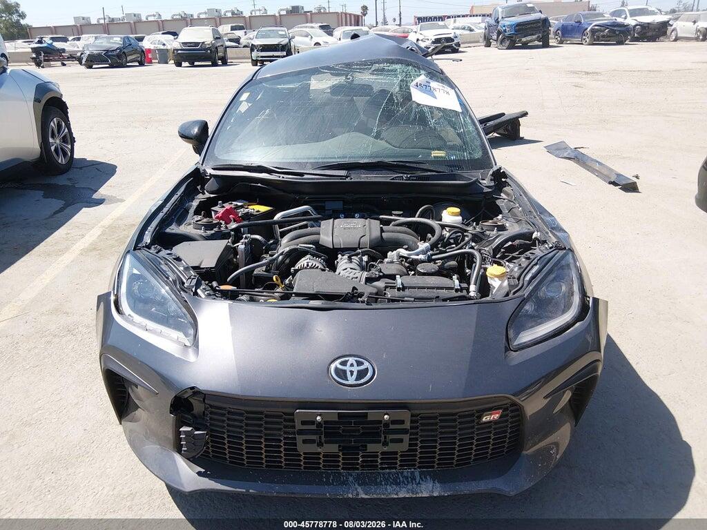 JF1ZNBE18P9752983 2023 TOYOTA GR86 photo no. 12