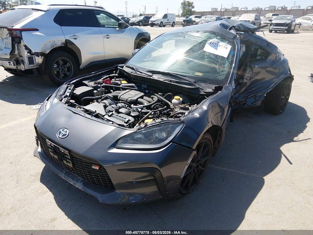JF1ZNBE18P9752983 2023 TOYOTA GR86 photo no. 2