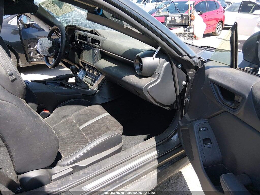 JF1ZNBE18P9752983 2023 TOYOTA GR86 photo no. 5