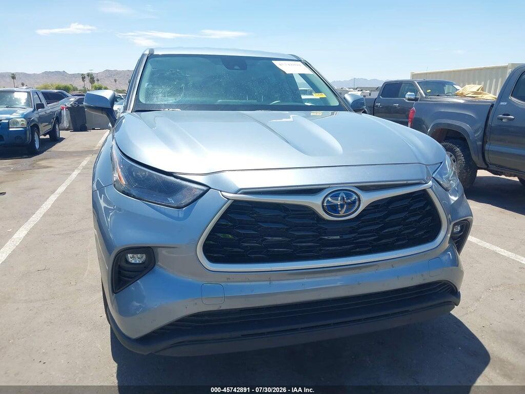 5TDZARAH3PS020098 2023 TOYOTA HIGHLANDER photo no. 12
