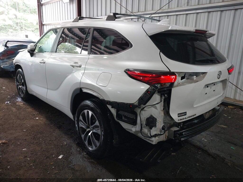 5TDKDRBH4PS028489 2023 TOYOTA HIGHLANDER photo no. 3