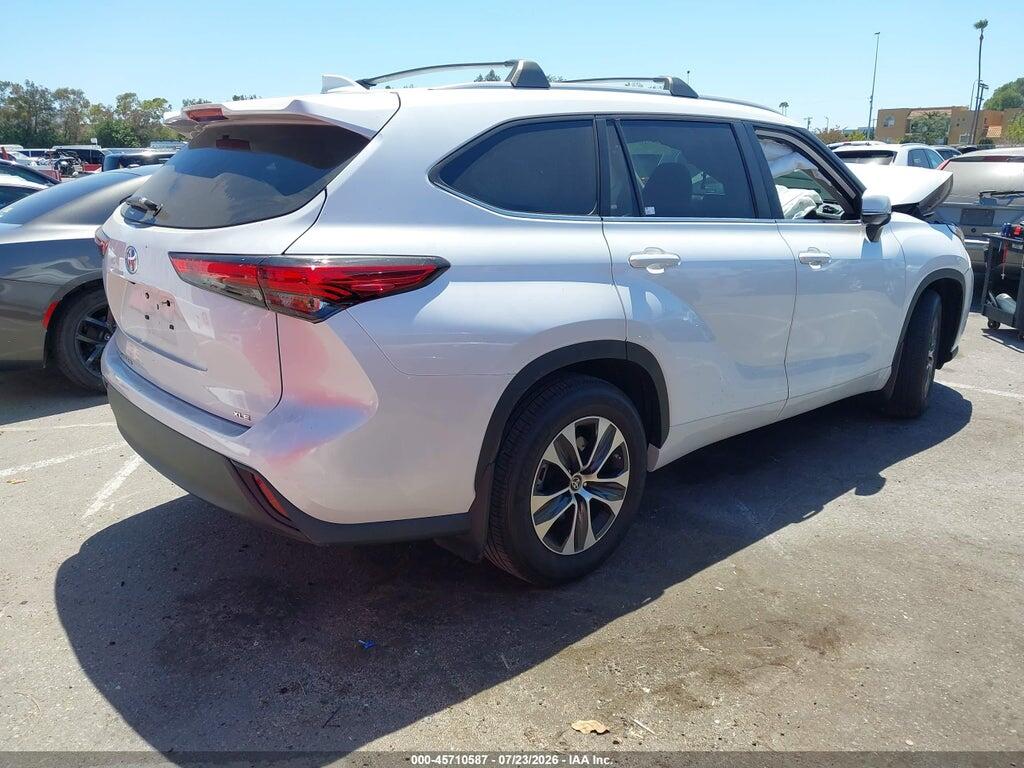 5TDKDRAH3PS043664 2023 TOYOTA HIGHLANDER photo no. 4