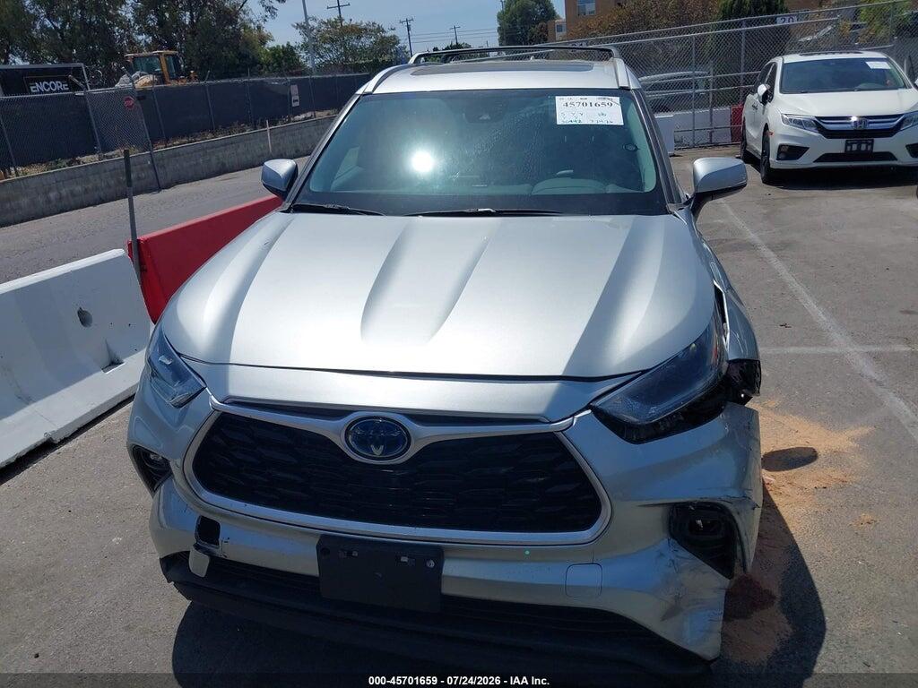 5TDKARAH8PS523594 2023 TOYOTA HIGHLANDER photo no. 12
