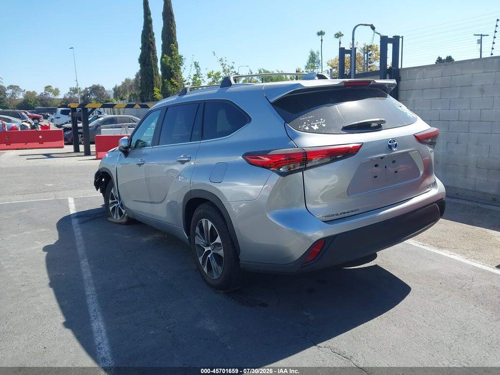 5TDKARAH8PS523594 2023 TOYOTA HIGHLANDER photo no. 3