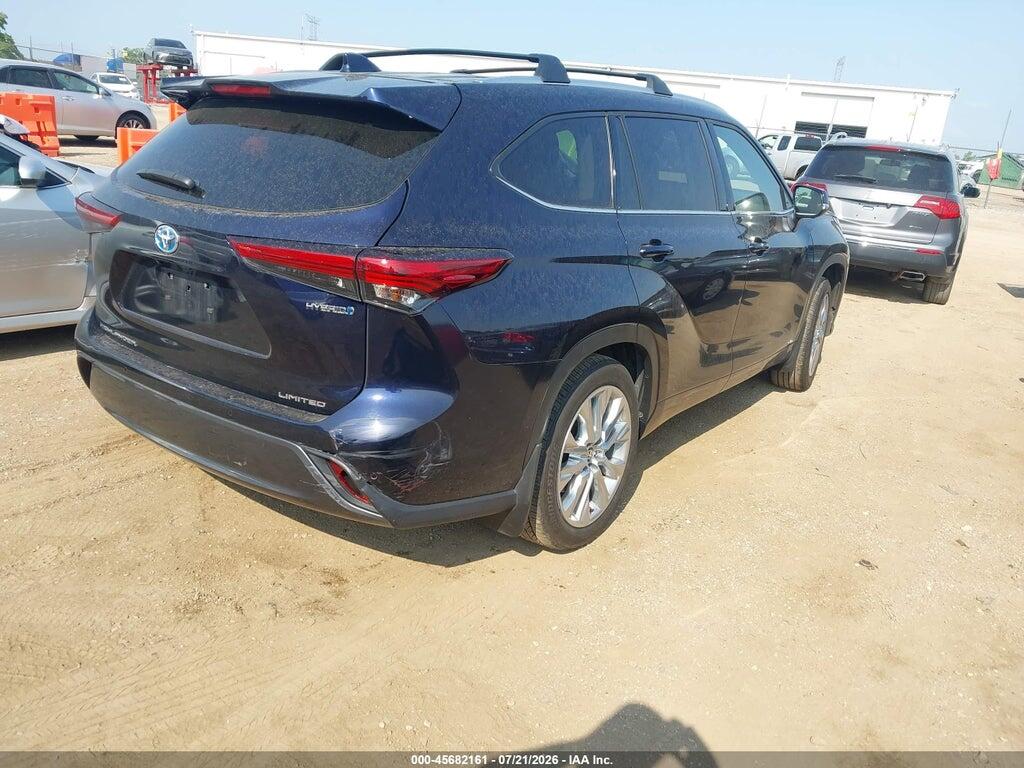 5TDXBRCH6PS596589 2023 TOYOTA HIGHLANDER photo no. 4