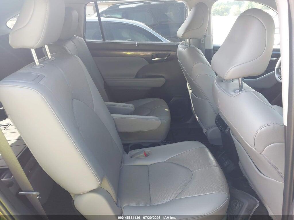 5TDKDRAH5PS016739 2023 TOYOTA HIGHLANDER photo no. 8
