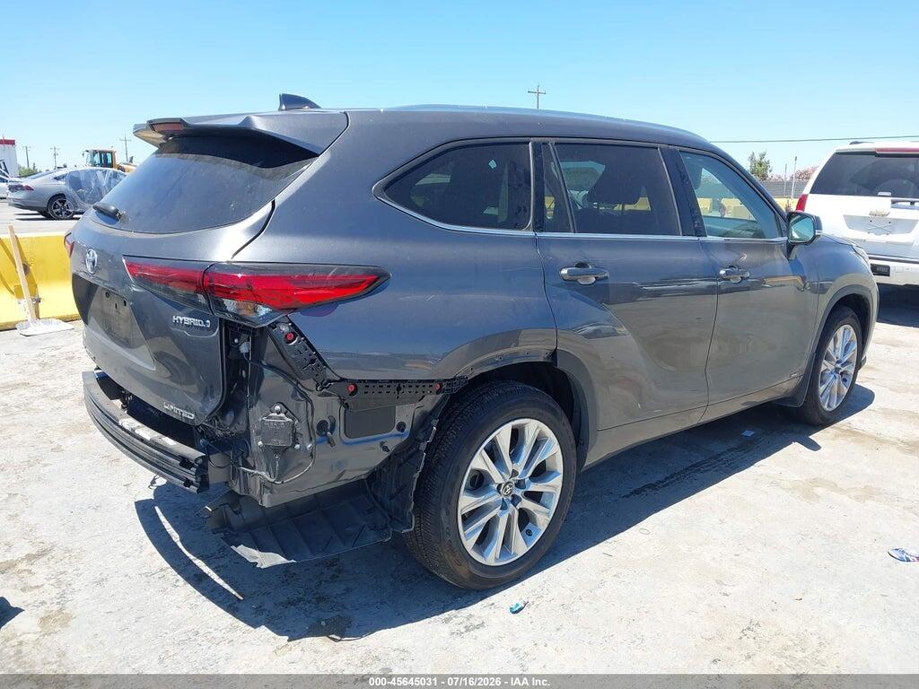 5TDXBRCH2PS110425 2023 TOYOTA HIGHLANDER photo no. 4