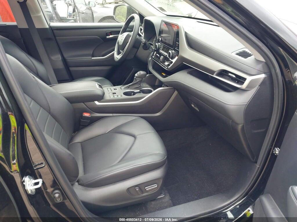 5TDKDRBH2PS526593 2023 TOYOTA HIGHLANDER photo no. 5