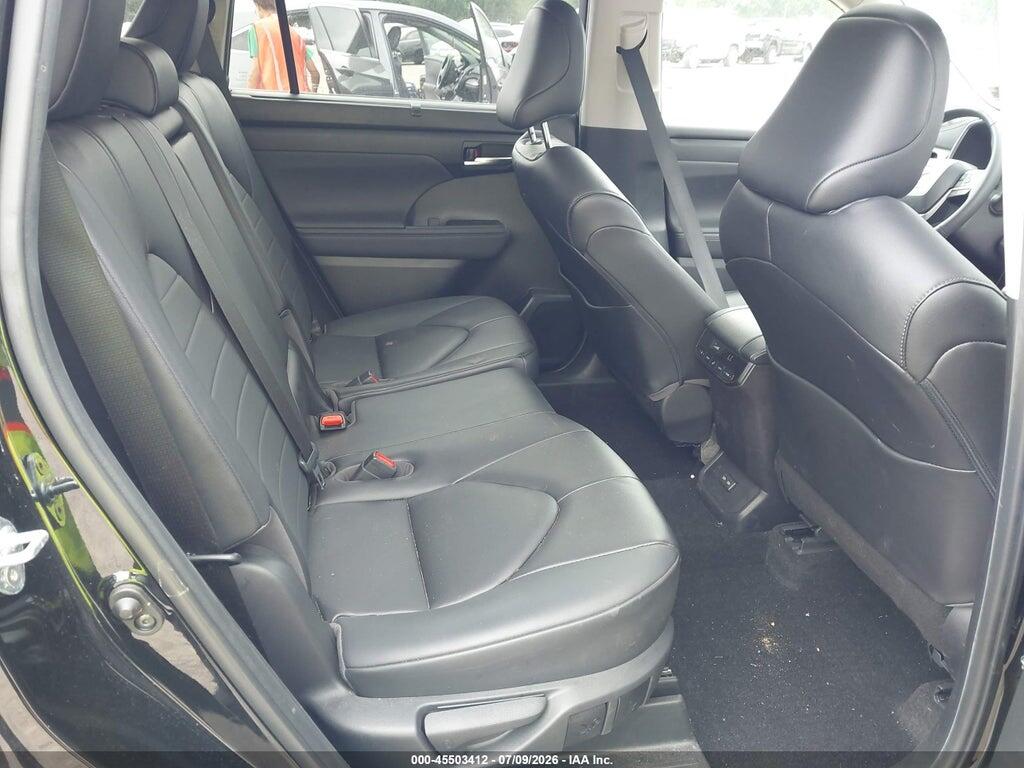 5TDKDRBH2PS526593 2023 TOYOTA HIGHLANDER photo no. 8
