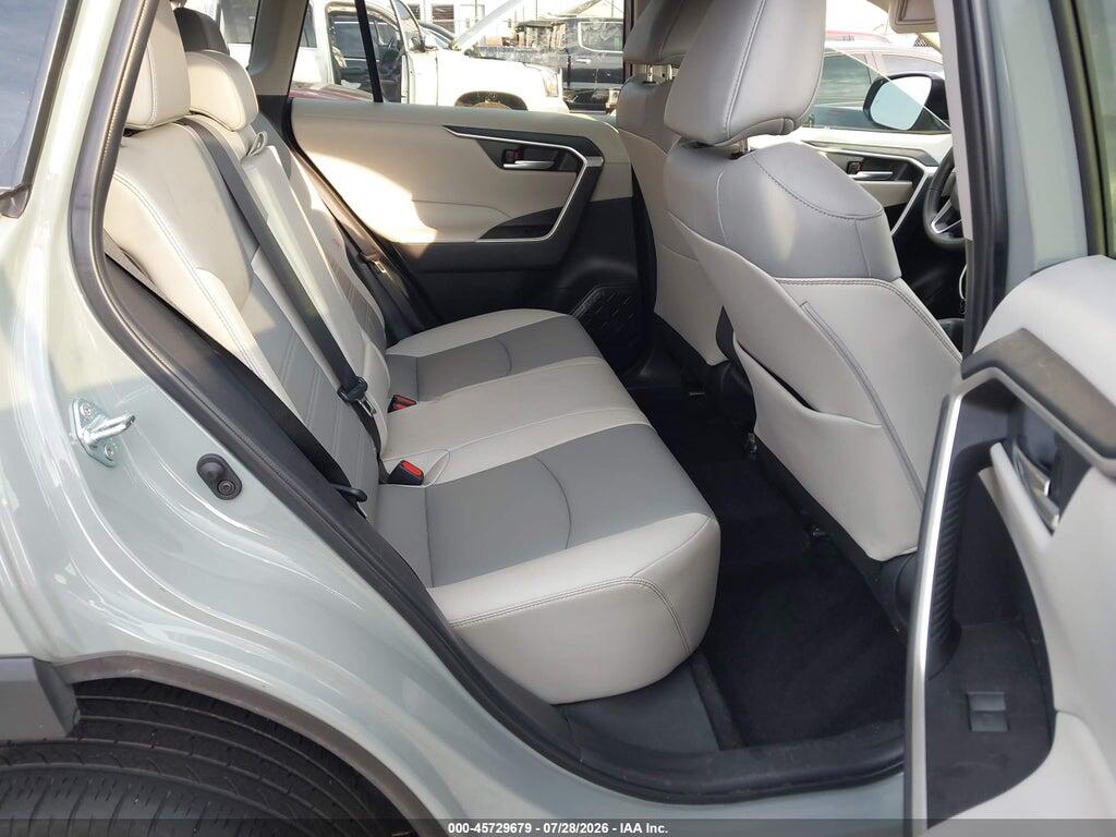 2T3A1RFV4PW387215 2023 TOYOTA RAV4 photo no. 8
