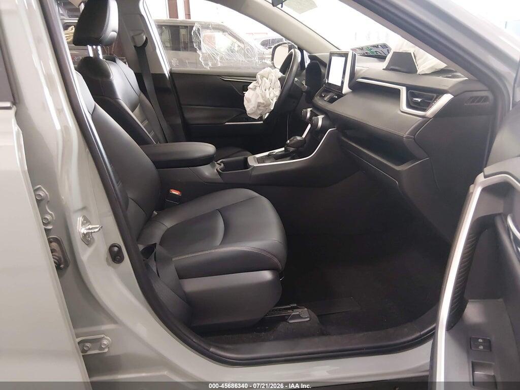 JTMB6RFV2PD113661 2023 TOYOTA RAV4 HYBRID photo no. 5