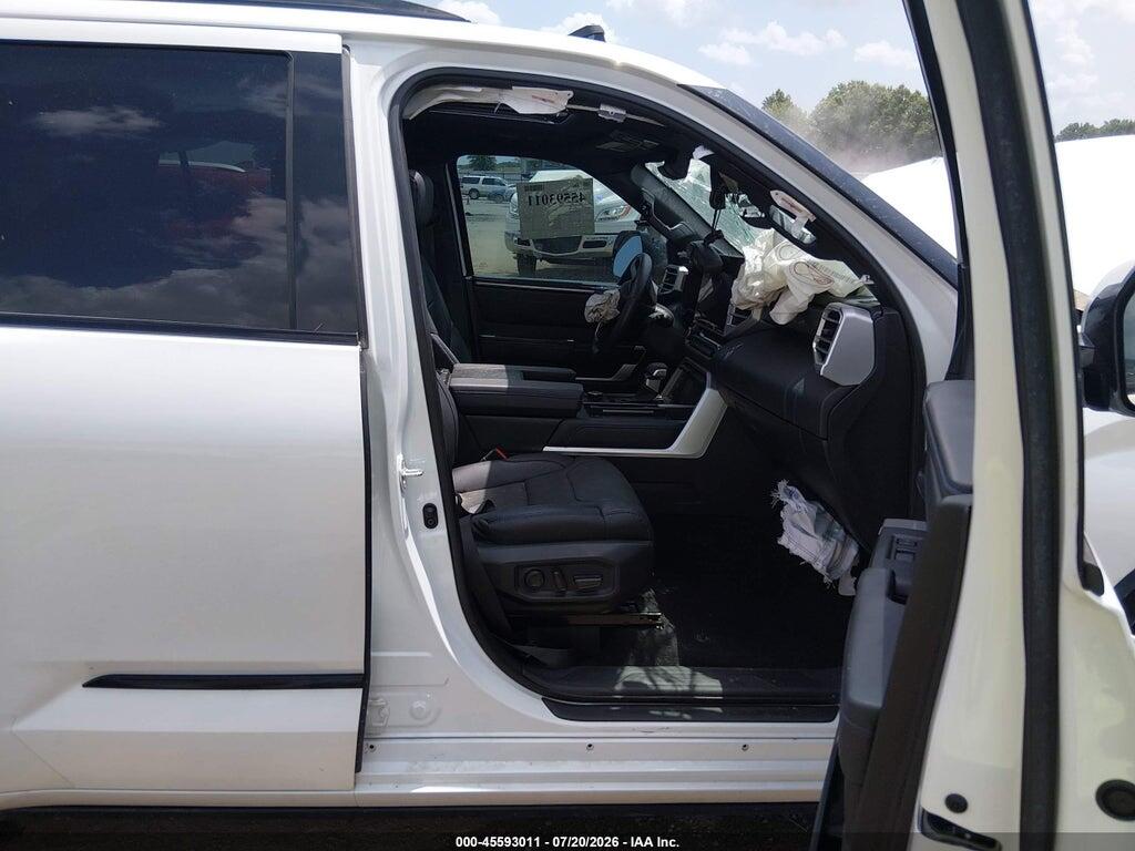 7SVAAABA4PX018280 2023 TOYOTA SEQUOIA photo no. 5