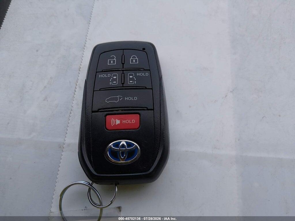 5TDCSKFCXPS087112 2023 TOYOTA SIENNA photo no. 11