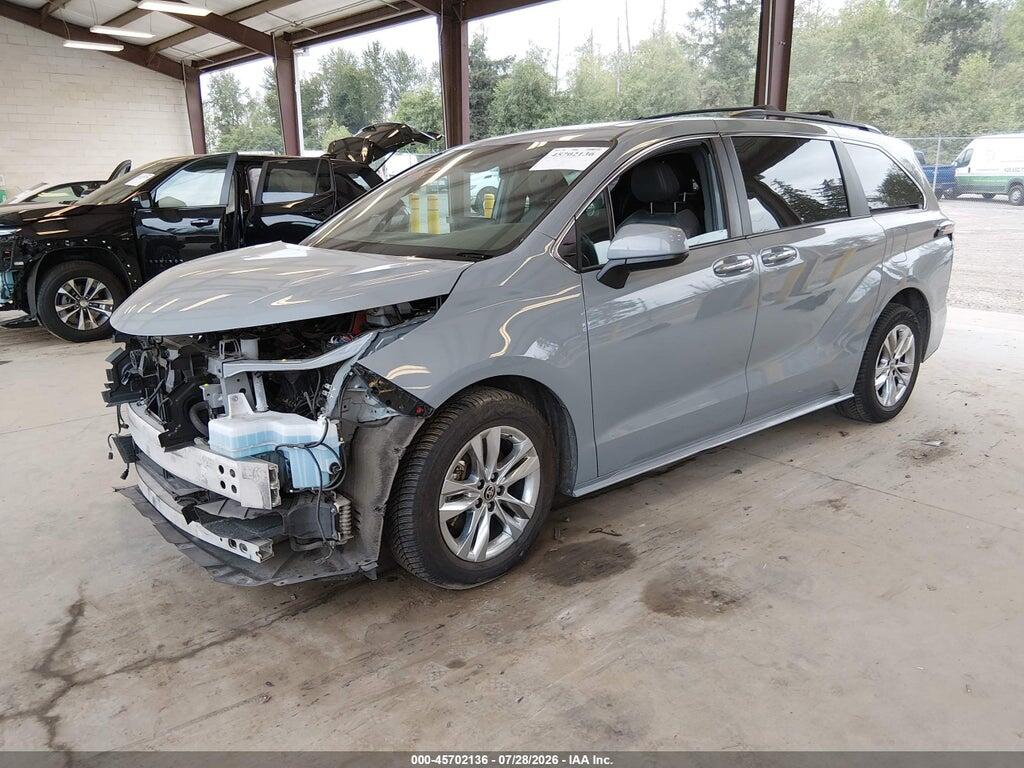 5TDCSKFCXPS087112 2023 TOYOTA SIENNA photo no. 2