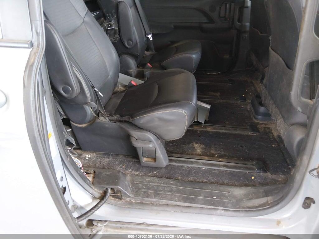 5TDCSKFCXPS087112 2023 TOYOTA SIENNA photo no. 8
