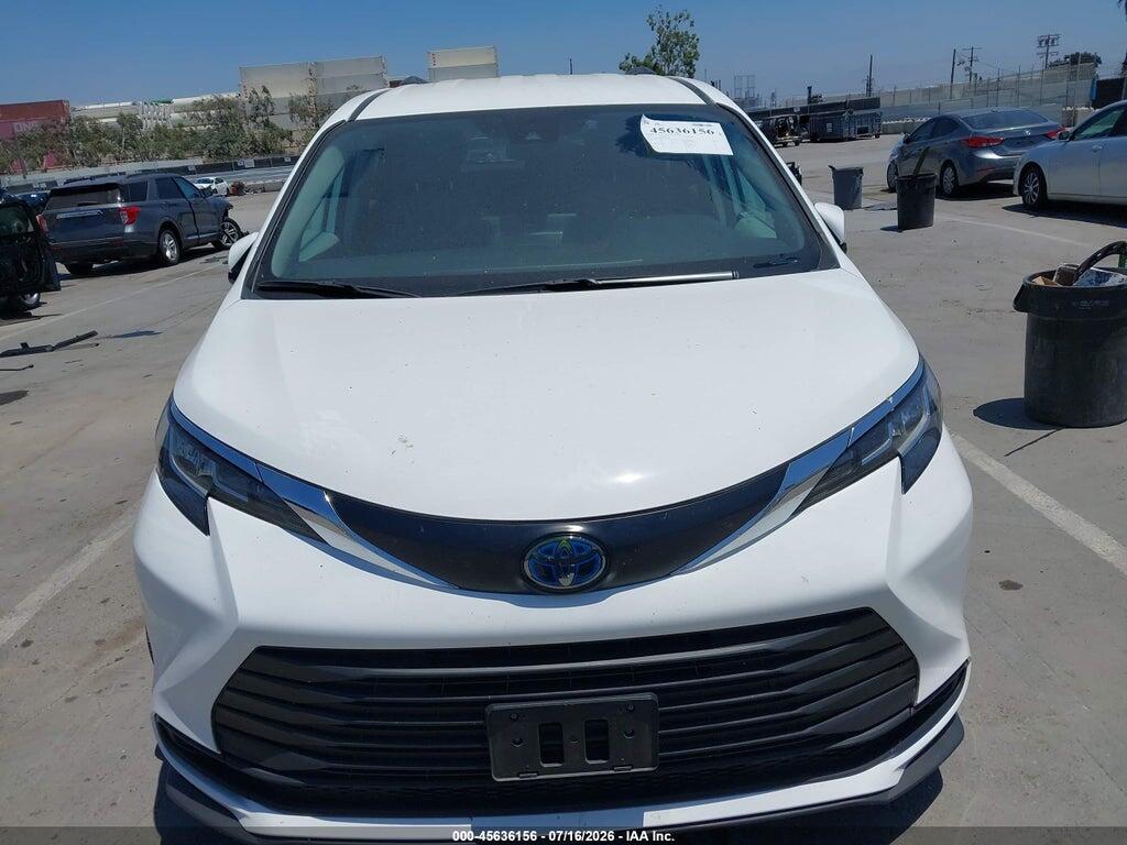 5TDKRKEC6PS161084 2023 TOYOTA SIENNA photo no. 12