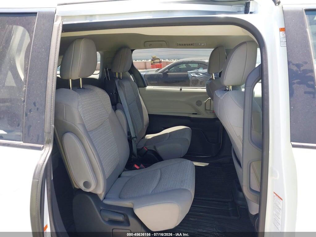 5TDKRKEC6PS161084 2023 TOYOTA SIENNA photo no. 8