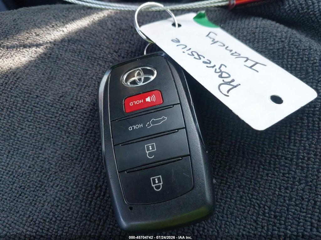 JTEAAAAH1PJ130655 2023 TOYOTA VENZA photo no. 11
