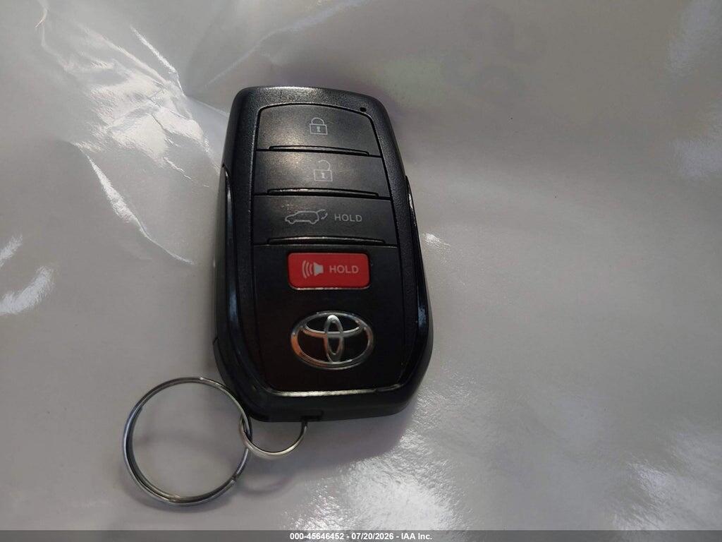 JTEAAAAH8PJ131818 2023 TOYOTA VENZA photo no. 11