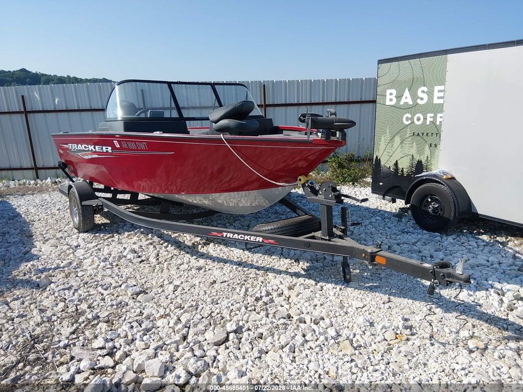 7J511KJ17PB001040 2023 TRACKER MARINE PROGUIDE photo no. 6
